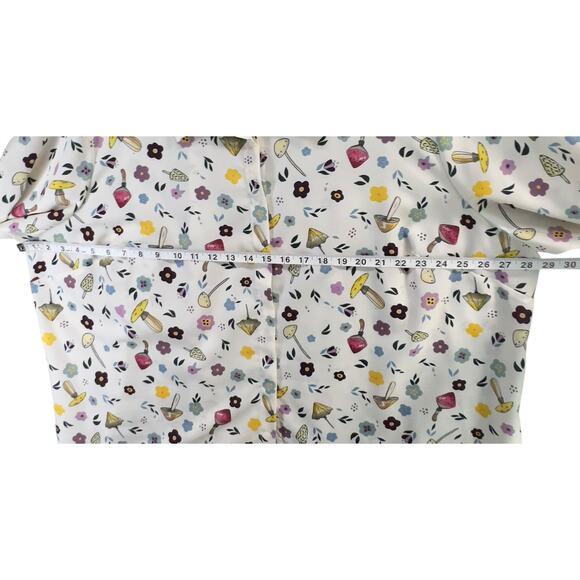 Eloquii Blouse Size 26 White Multicolor Mushroom Flower Button Up Whimsical Top - Picture 5 of 11